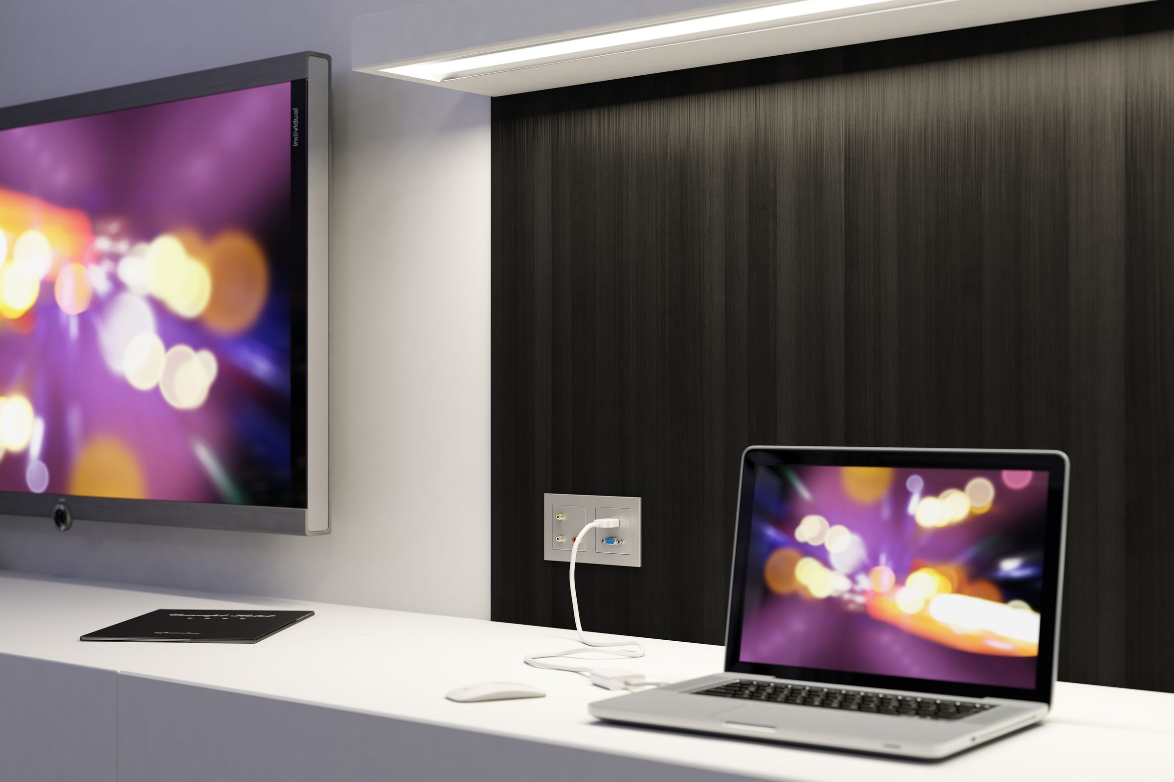 Jung_Hotel_Video ### jung_hotel_mittelklasse_multimedia_1